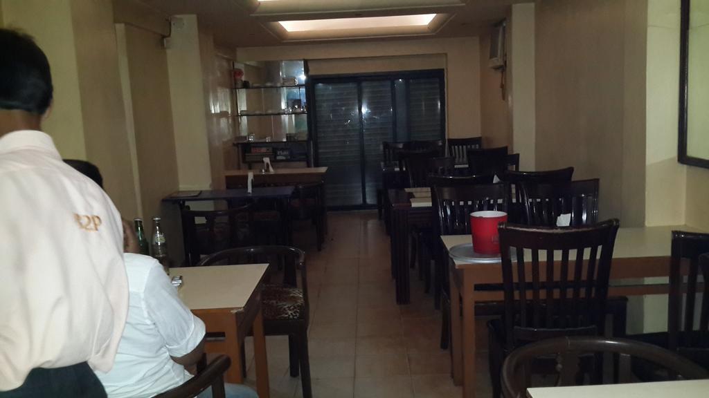 Hôtel Rupasi Bangla à Calcutta Extérieur photo