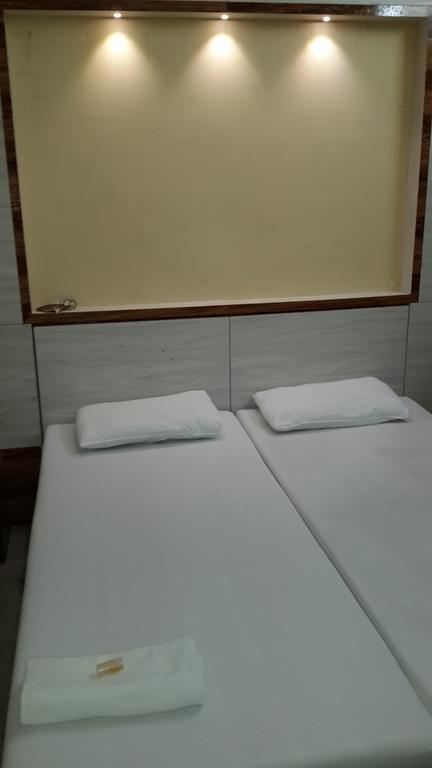 Hôtel Rupasi Bangla à Calcutta Chambre photo